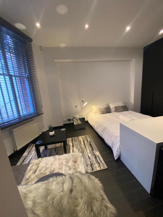 Beautiful Modern Studio In High Street Kensington Apartamento Londres Exterior foto